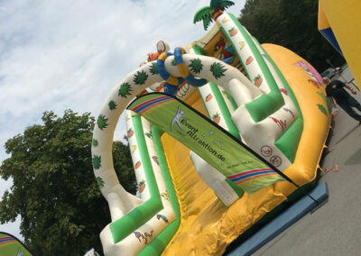 Hüpfburgen 86