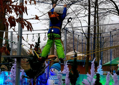 Klettern im Winterwald 1