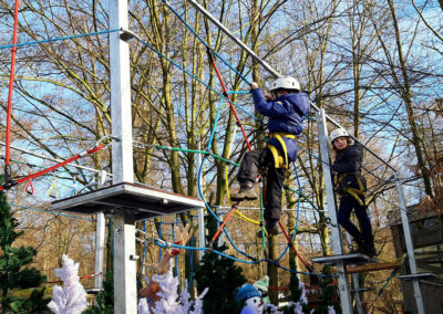 Klettern im Winterwald 30